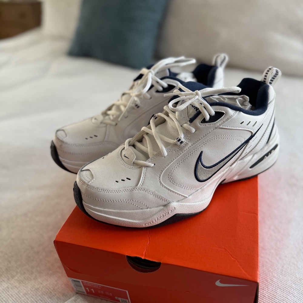 Nike Air Monarch IV Mens Size 11